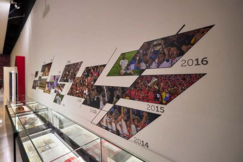 Sevilla: Ramón Sánchez Pizjuán Stadium Entry Ticket - Exploring the Sevilla FC Museum and Trophy Room