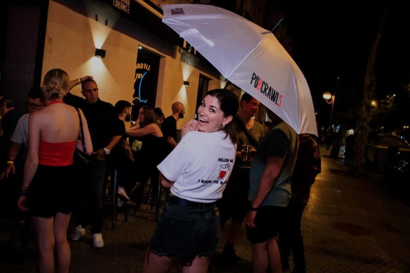 Seville: 3 Bars Pub Crawl + VIP Club Entrance & 3 Free Shots - Discover Seville’s Nightlife with a Guided Pub Crawl and VIP Club Access