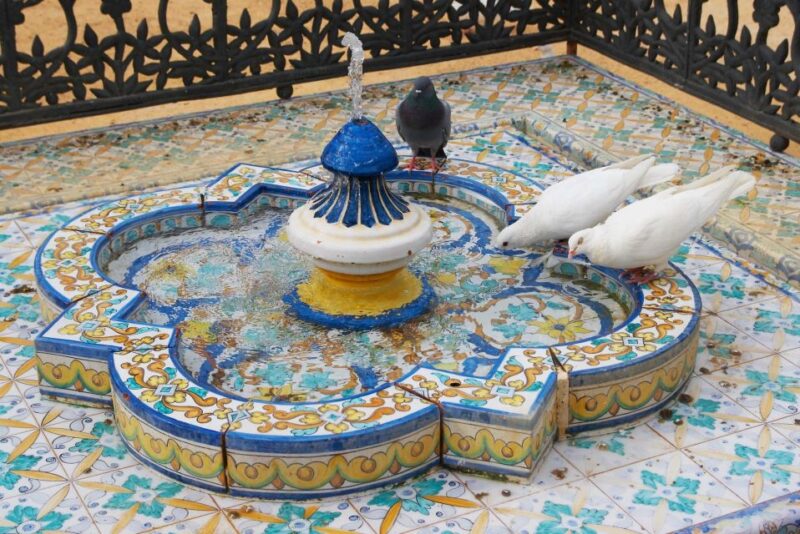 Seville 4-Hour Guided Walking Tour - Discover Sevilles Key Landmarks in Four Hours