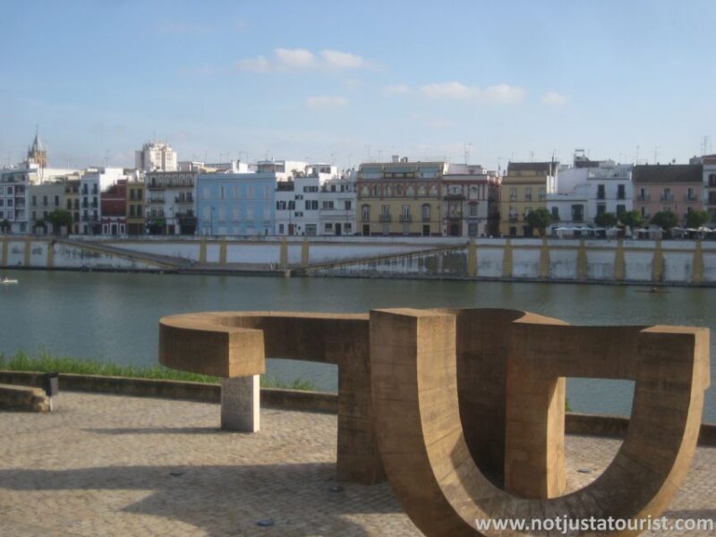 Seville 4-Hour Guided Walking Tour - Indulge in Tapas and Spanish Wine at a Local Bar