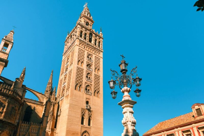 Seville Alcázar, Cathedral and Giralda Tour with Tickets - Explore Seville’s Top Landmarks on a Guided Tour with Fast-Track Tickets