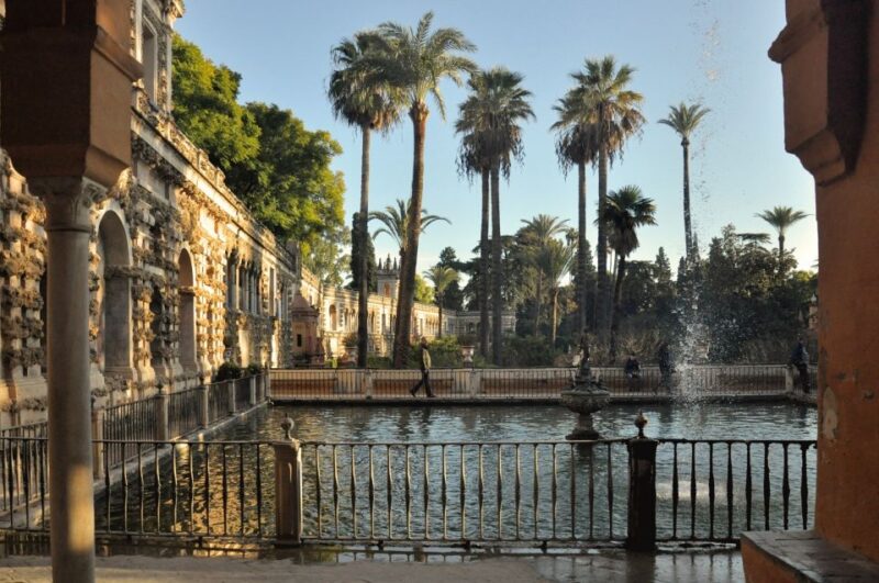 Seville: Alcazar & Cathedral Skip-the-Line Guided Tour - Accessibility and Practical Tips