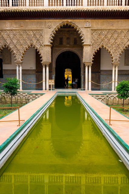 Seville: Alcázar Fast-Track Access with Guided Tour - What the Tour Includes and Excludes