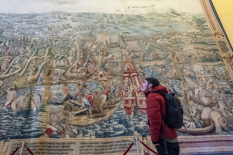 Seville: Alcázar Guided Tour - The Guides Expertise and Tour Experience