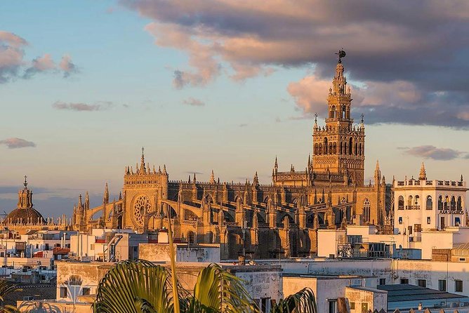 Seville: Alcázar,Cathedral and Plaza España Private Tour - Seville Cathedral: The Largest Gothic Church in the World