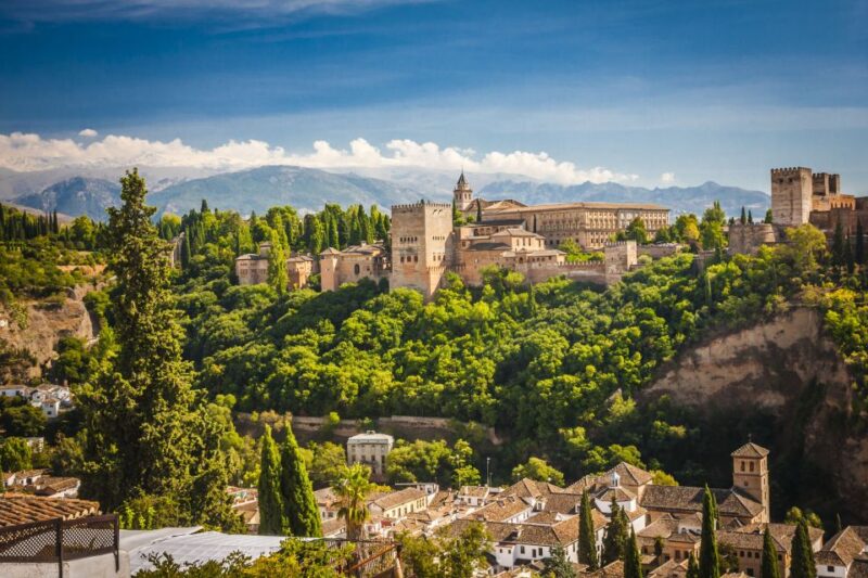 Seville: Alhambra Day Trip with Guide & Nasrid Palaces Entry - Exploring the Alhambra’s Architectural Marvels