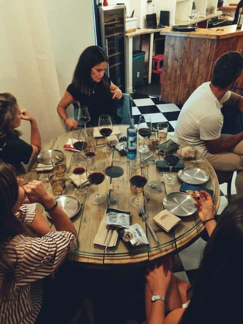 Seville: Andalusian Wine and Tapas Tasting with Sommelier - Practical Tips for Booking and Attending