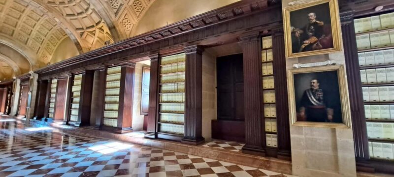 Seville: Archive of the Indies Guided Tour - Notable Highlights and Unique Features