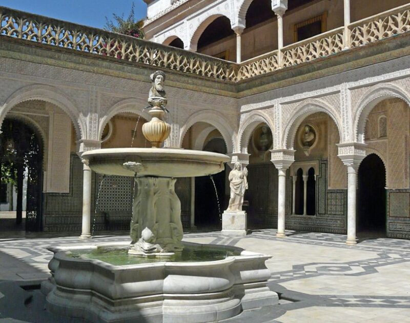 Seville: Casa de Pilatos Ground Floor Entry Ticket - Visiting the Palace Gardens and Outdoor Spaces