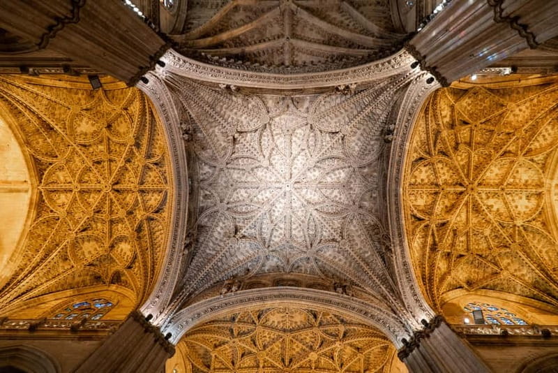 Seville: Cathedral and Giralda Guided Tour with Tapas - Frequently Asked Questions
