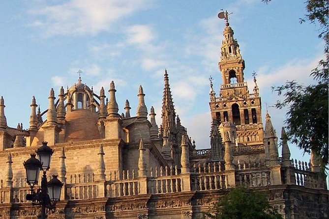 Seville Cathedral, Giralda and Real Maestranza Bullring - Key Points