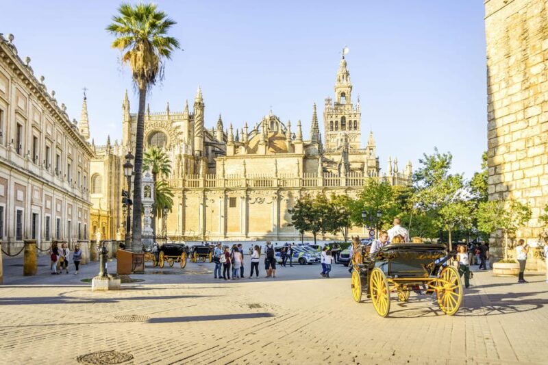 Seville: Cathedral & Giralda Fast-Track Guided Tour - Comparing Similar Tours and Options