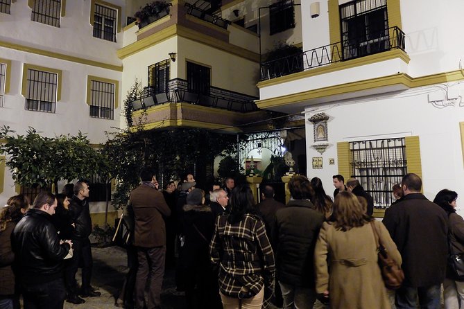 Seville Evening Historical Tour with Haunted History - The Experience for History Lovers and Ghost Enthusiasts