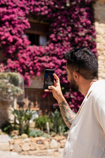 Seville: Express Walk with a Local in 60 minutes - Discover Seville in Just 60 Minutes with a Local Guide