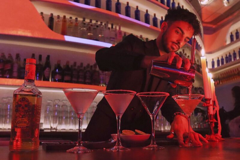 Seville: Flamenco Show Ticket at Tablao Flamenco Las Setas - Is the Flamenco Show at Las Setas Worth It?