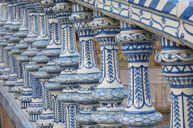 Seville Full Day Trip with Cathedral from Costa del Sol - Visiting the Royal Alcazar and Torre del Oro