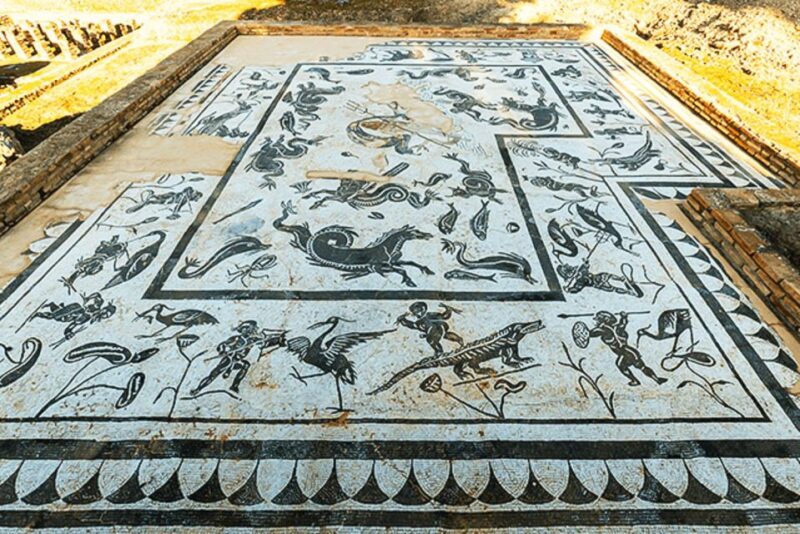 Seville: Game of Thrones and Roman Empire Italica Tour - Booking, Cancellation, and Flexibility