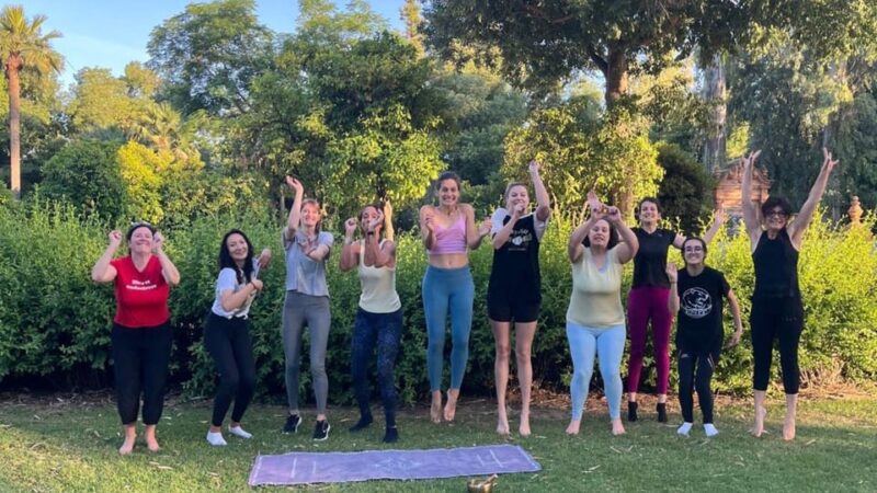 Seville: Group Yoga Classes All Levels - Experience a Personalized Yoga Session in Seville’s Iconic Maria Luisa Park