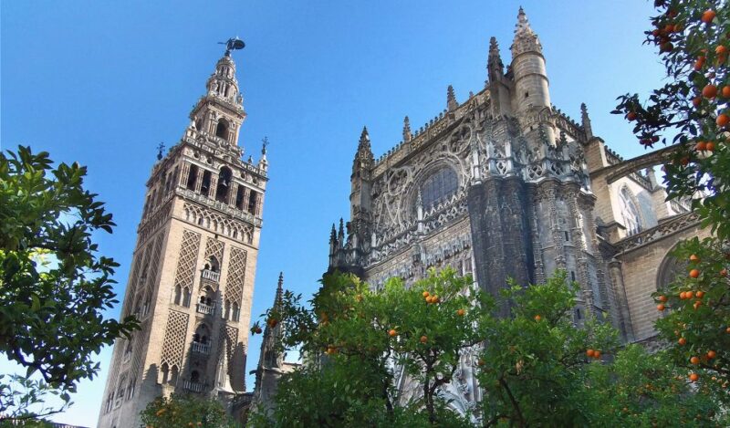 Seville: Guided Tour with Cathedral & Giralda Entrance - Exploring the Cathedral of Seville with Expert Guides