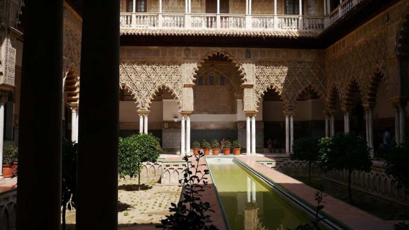 Seville: Guided Walking Tour of the Old Town - Discover Seville’s Old Town with a Guided Walking Tour
