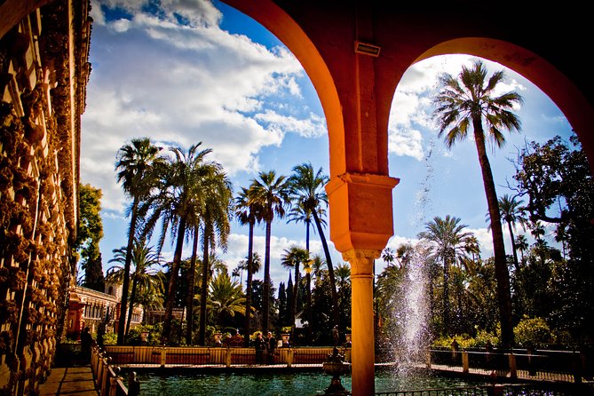 Seville in a Day: Private Tour Vip - Visiting the Alcazar of Seville, the Oldest Royal Palace in Use