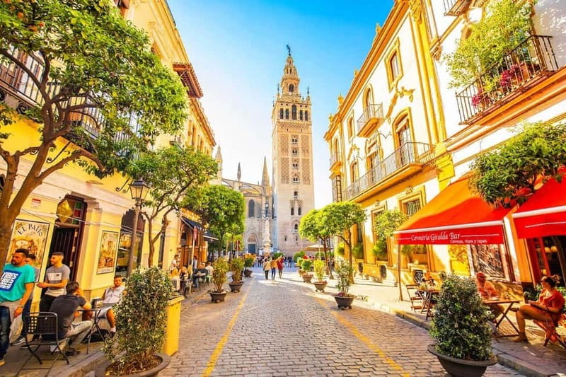 Seville in Depth: Exclusive Walking Tour+Tapas (3+3 hrs) - Key Points