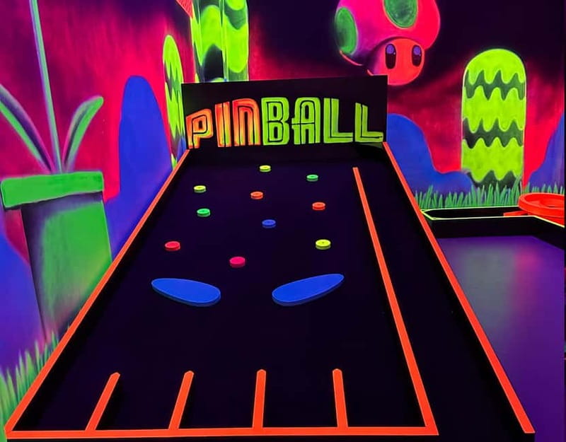 Seville: Indoor UV 18 hole Minigolf Experience - Practical Location Near Seville’s Main Attractions