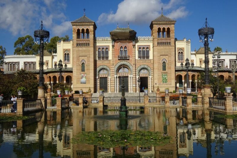 Seville: Landmarks Electric Bike Tour - Practical Tips and Expectations for Riders