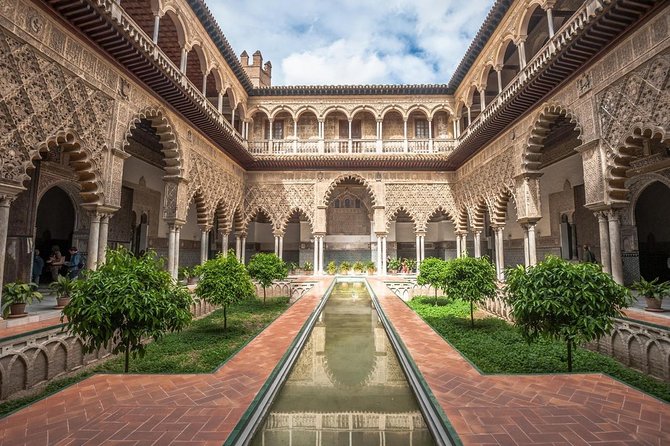 "Seville: Love At First Sight" Private Tour - Explore Seville’s Main Landmarks in Just Two Hours