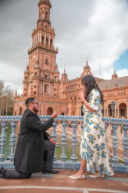 Seville: Photo session for a special moment. - Iconic Locations Perfect for Romantic Photos
