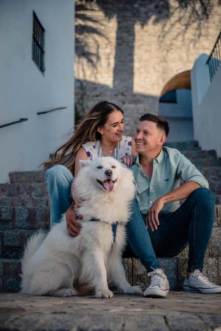 Seville: Photo Shoot in the City Center. - Key Points