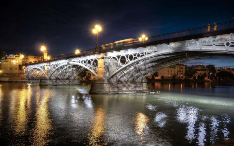 Seville: Private Night Tour - Lighting Up Seville’s Historic Plaza de España
