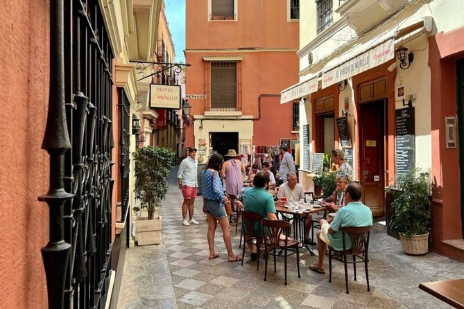 Seville Private Tour with Alcazar, Cathedral, Casa de Pilatos - Discovering the Historic Casa de Pilatos