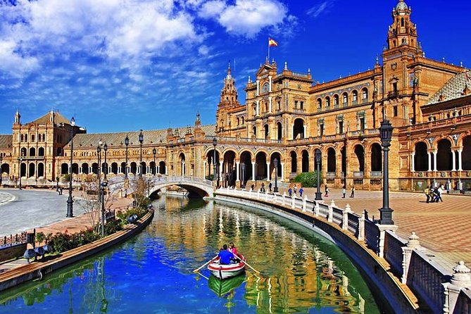 Seville Private walking tour with skip the line tickets to Cathedral and Alcazar - Explore Seville in Comfort with a Private Guided Tour and Skip-the-Line Tickets