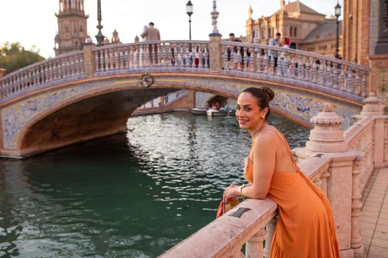 Seville: Professional Photoshoot and Video - Exclusive Access to Plaza España’s Hidden Corners