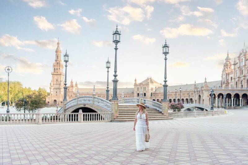 Seville: Professional Photoshoot - What’s Included and How to Get Extras