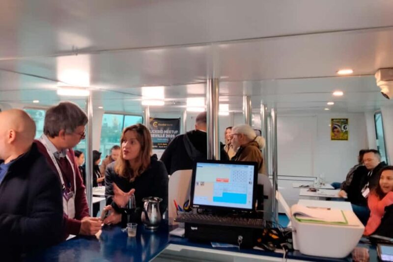 Seville: Restaurant Boat Ride on the Guadalquivir with Lunch/Dinner - Flexibility and Booking Options