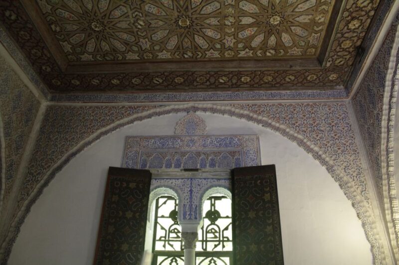 Seville: Royal Alcazar of Seville Tour - Accessibility and Weather Considerations