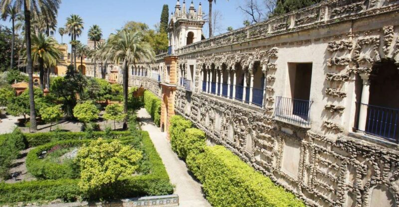 Seville Royal Palace and Game of Thrones Tour - Exploring the Alcázars Architectural Marvels