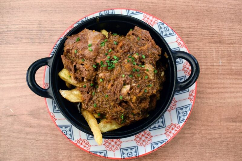 Seville: Tapas, Taverns, and History Walking Tour - Fusion Flavors at a Modern Andalusian-International Restaurant