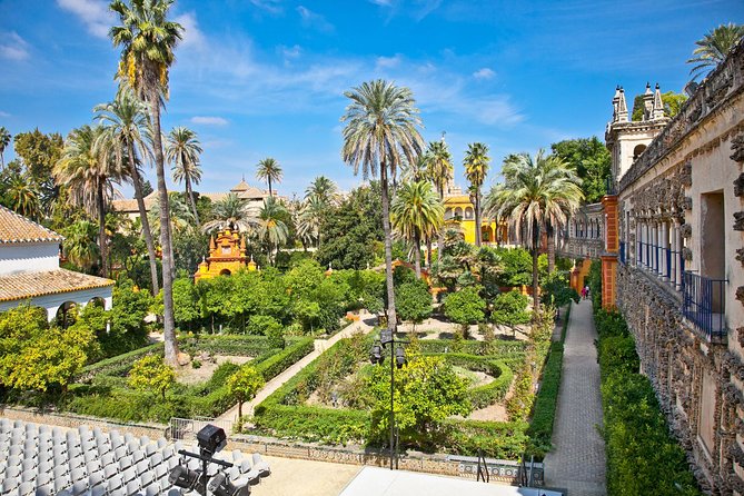 Seville Tour with Alcazar, Cathedral and Giralda from Granada - Dining and Free Time in Seville