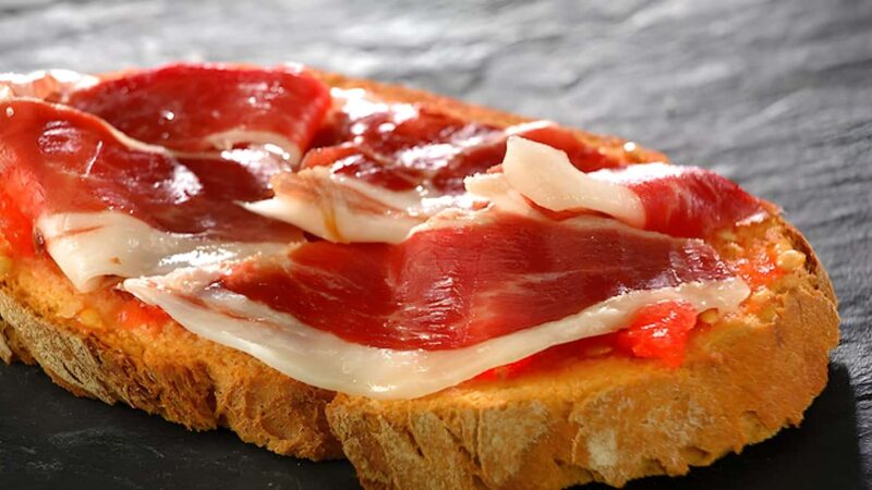 Seville: Traditional Spanish Breakfast Experience - What You Get: Tostadas, Churros, and a Refreshing Drink