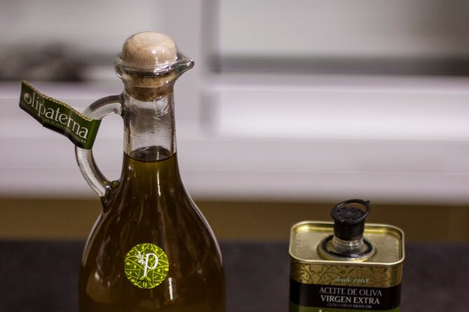 Seville Walking Food Tour With Secret Food Tours - Drinks and Refreshments to Complement the Bites