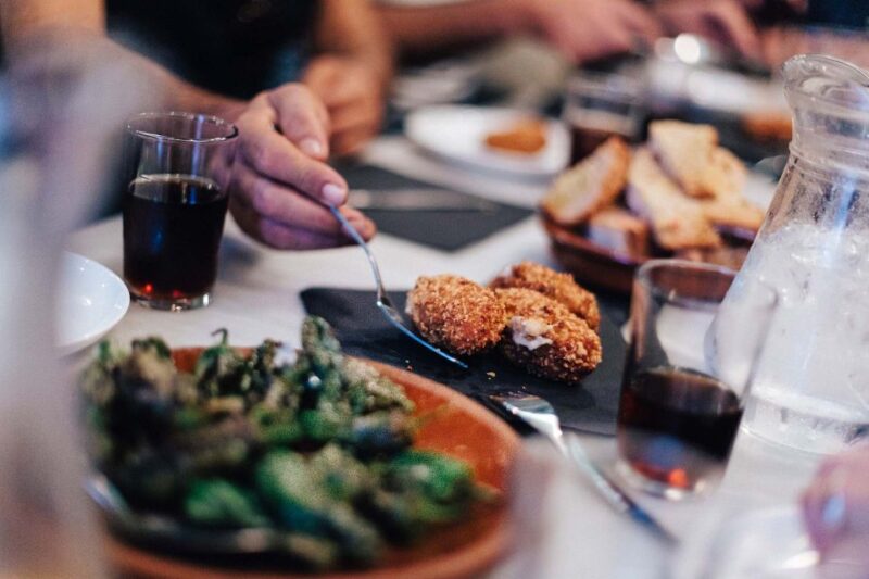 Seville: Wine and Gourmet Tapas Tour - The Guide’s Storytelling and Personal Touch