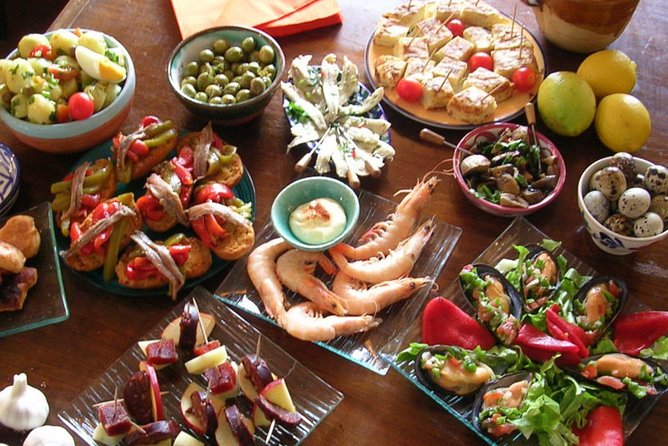 Seville Wine and Tapas Tour - Sipping and Savoring: Local Wines and Beers