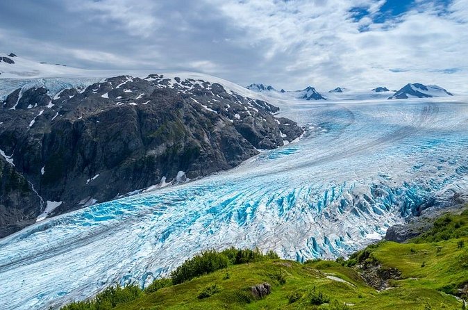 Seward Alaska City Tour and Glacier Viewing - What Makes the Glacier Viewing Stand Out