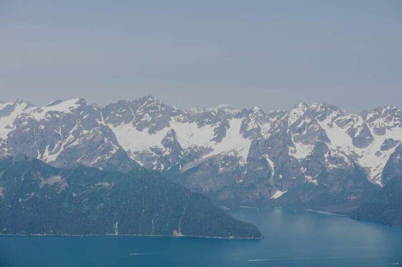 Seward: Alpine Hike and Picnic Helicopter Tour - Operated by Seward’s Oldest Helicopter Company