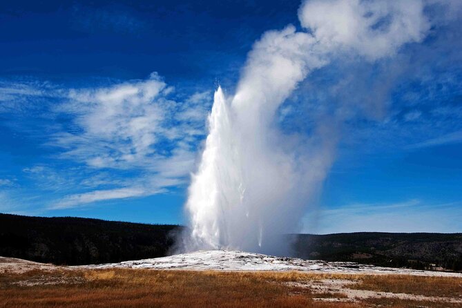 SF to Yellowstone,Grand Teton,Antelope Canyon&Vegas 7-Day Tour - Canyonlands and Arches National Parks: Utah’s Natural Sculptures