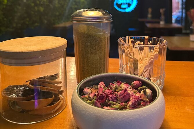 Shake, Mix & Sip: Cocktail Workshop in Old Nice - The Experience’s Pacing and Duration