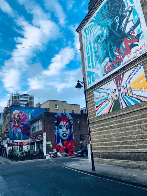 Shakespeare Promenade - Crossing the London Wall and the Barbican Break